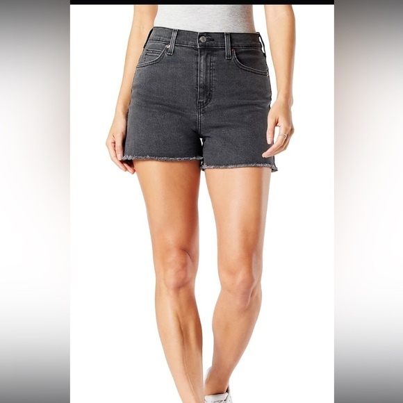 Signature Levi Strauss Heritage high rise black denim shorts sz 12 - Picture 1 of 11